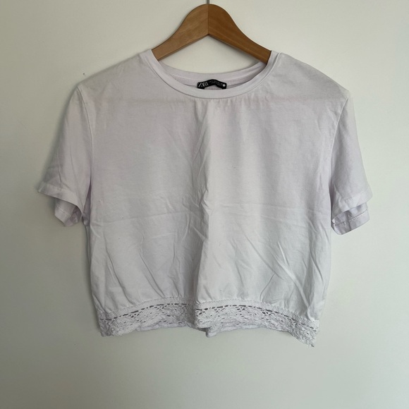 5/20$ Zara White Lace Hem Women's Top size small - Picture 2 of 4